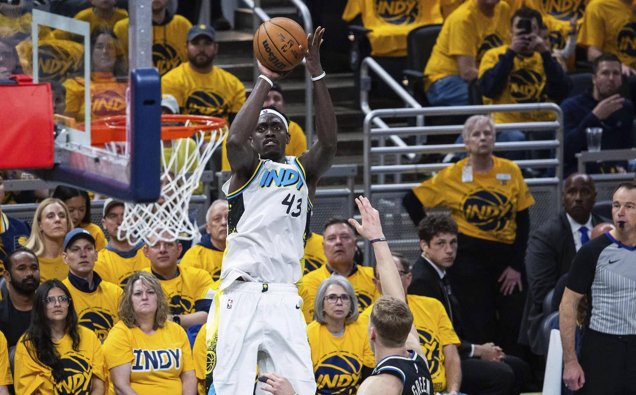 爱游戏APP包含西亚卡姆连续三场比赛得分超过战术调整，MAD不断突破！的词条