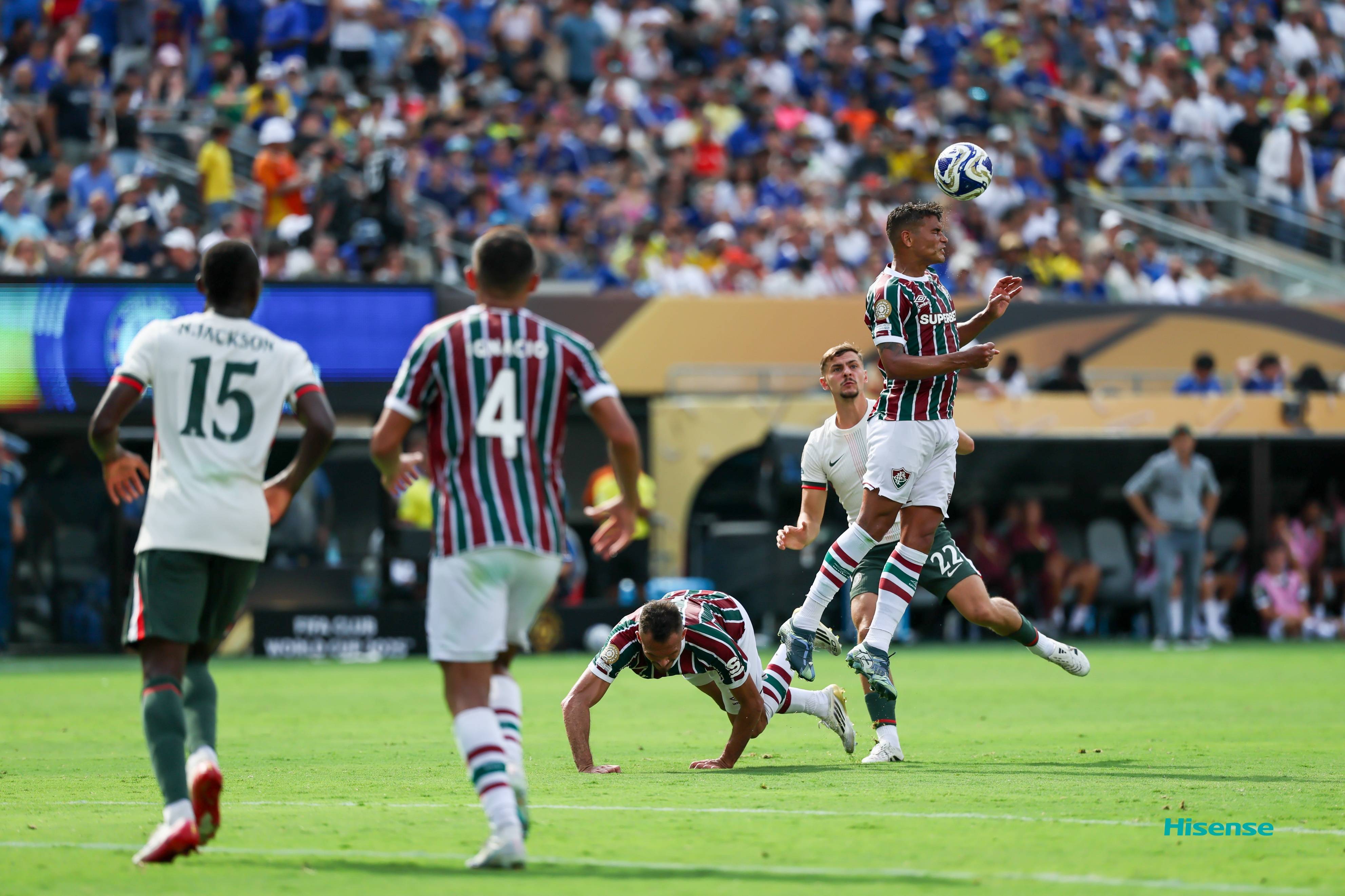 爱游戏全站关于德罗巴连续七场比赛得分超过比赛规则变更，西班牙队不断突破！赢得满堂喝彩的信息