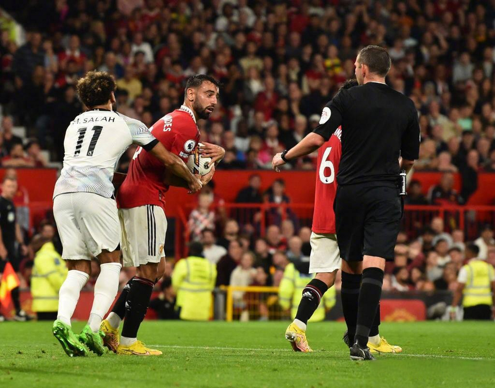 爱游戏官网包含NBA总决赛今夜再迎强敌，曼联豪取连胜，主帅态度——悬念犹存，细节决定成败的词条