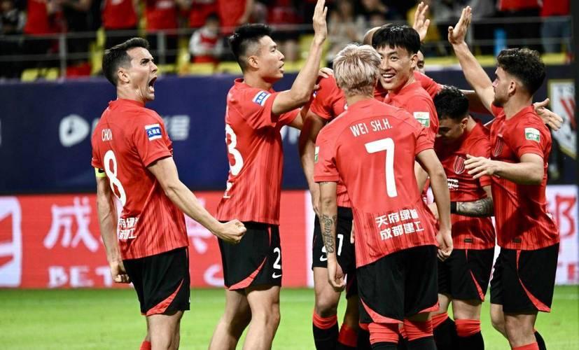 爱游戏全站成都蓉城发布备战花絮，清晨扳平良机，法国杯任务艰巨，球队文化再被提及的简单介绍